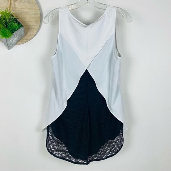 Cabi Style # 3076  Domino Mesh Layer Top  Size M - Picture 6 of 10